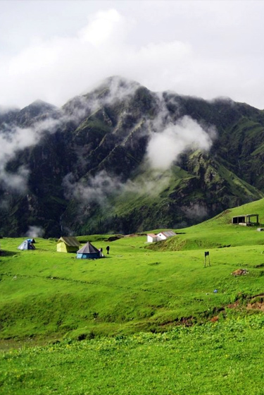 bedni-bugyal-camping-tour-package